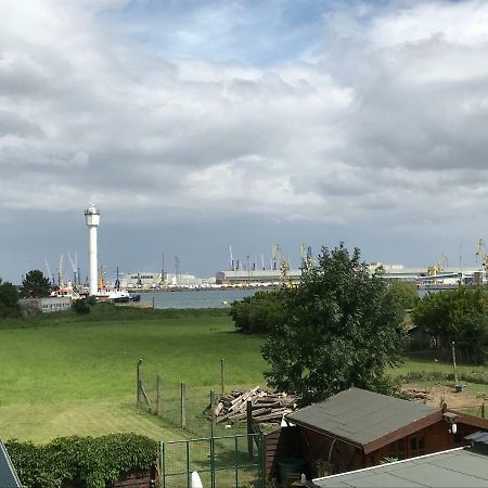 روستوك Ferienwohnung Mit Warnowblick المظهر الخارجي الصورة